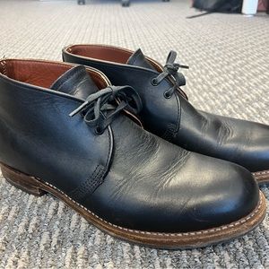 Red Wing 9024 Heritage Chuka size 10 like new worn maybe 3 times.